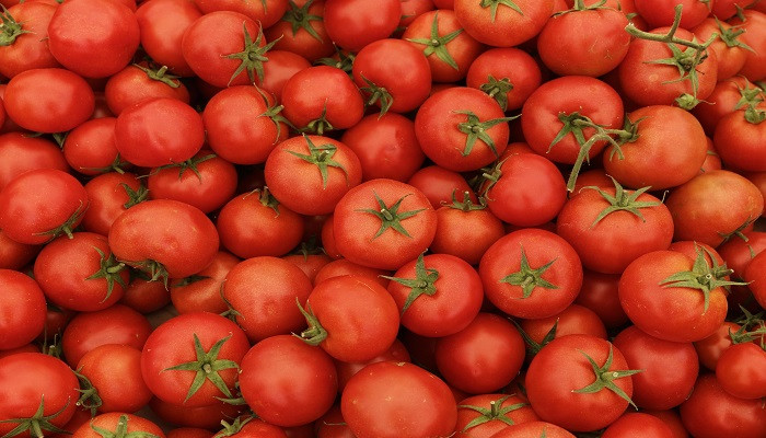 Армения и Азербайджан делят долю Турции на томатном рынке России