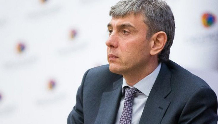 Путина просят назначить миллиардера с армянскими корнями премьером России