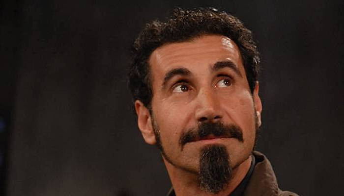 Tankian: "Incredible. Serge Sarkissian literally threatens the citizens of Armenia"
