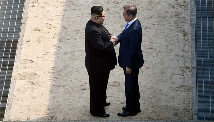 North Korea’s Kim Jong Un and South’s Moon Hold Historic Summit