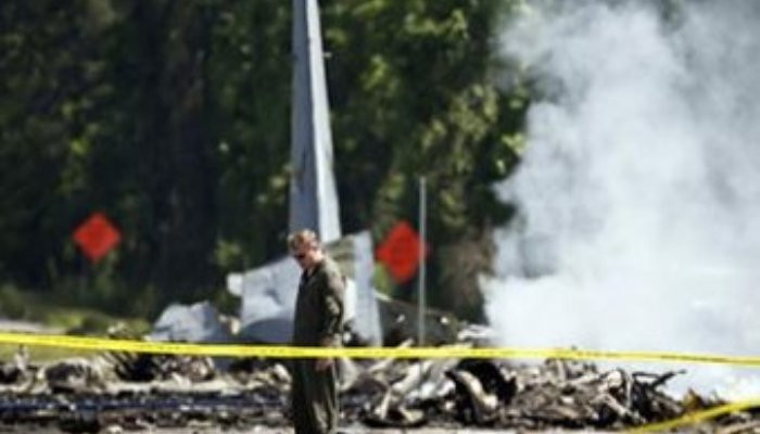 Огненный шар: момент крушения самолета с пассажирами в Аризоне попал на видео