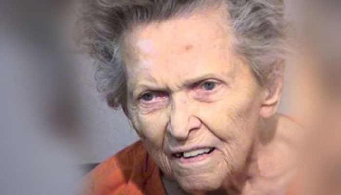 92-летняя американка убила сына, чтобы он не отдал ее в дом престарелых