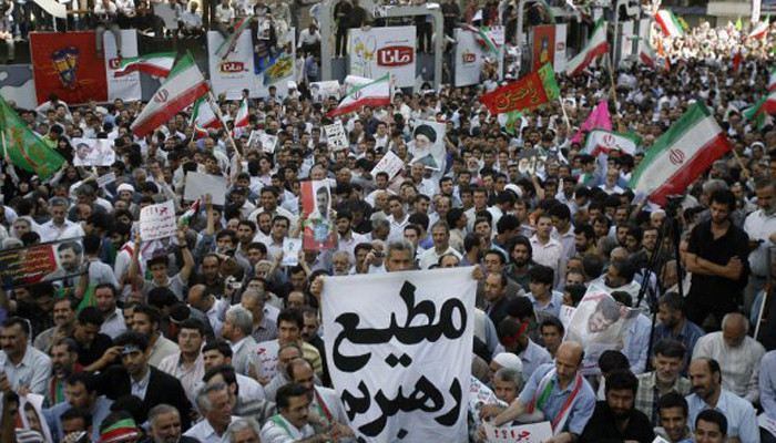 Протесты в Иране перекинулись на Тегеран