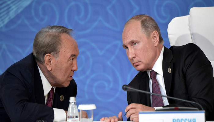 Путин и Назарбаев обсудили "проблемный" вопрос генсека ОДКБ