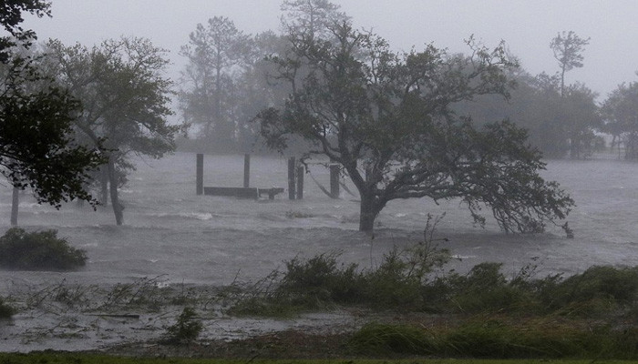 На США обрушился ураган Флоренс