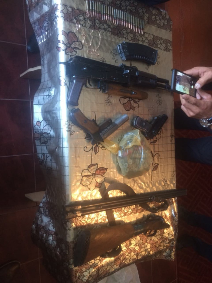 Իրավապահները Աշոցք գյուղում զենք-զինամթերք են հայտնաբերել և առգրավել