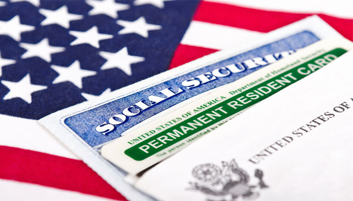 Green card clampdown planned for US immigrants on benefits