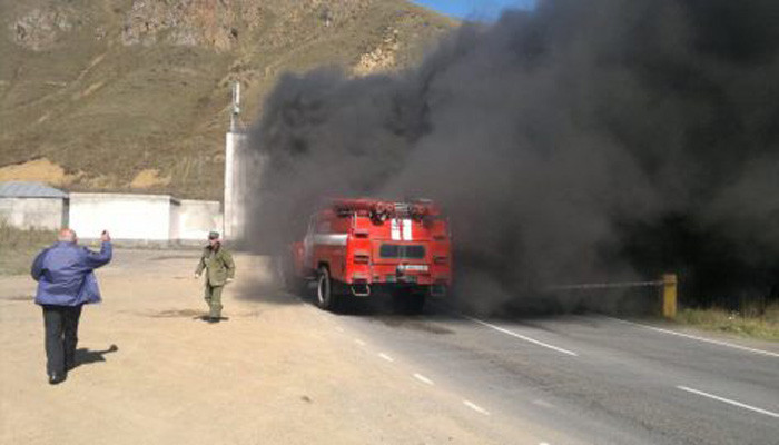 Դիլիջանի թունելում վրացական պետհամարանիշով ավտոմեքենա է այրվում