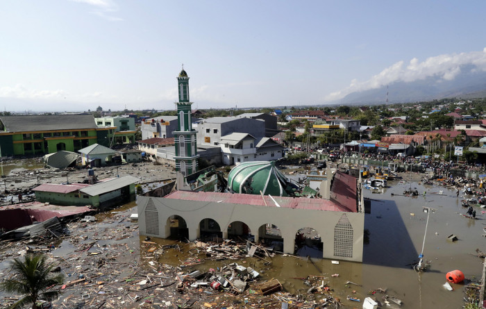 Ինդոնեզիայում երկրաշարժի և դրան հաջորդած հուժկու ցունամիի զոհերի թիվը հասել է 832-ի