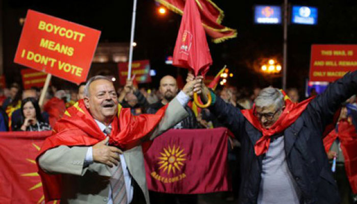 Референдум в Македонии закончился провалом