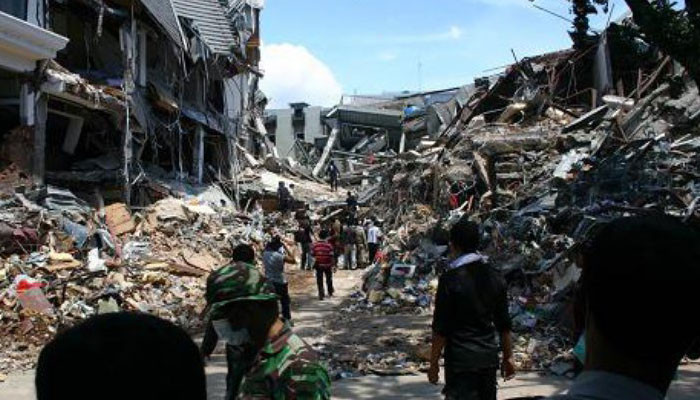 Смертельное землетрясение в Индонезии назвали наказанием Аллаха из-за геев