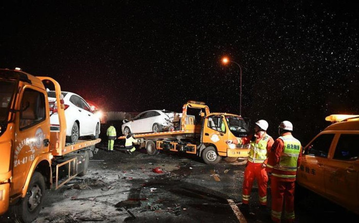 Չինաստանում բեռնատարը բախվել է 31 մեքենայի՝ դառնալով 15 մարդու մահվան պատճառ