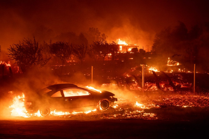 Город Парадайс в Калифорнии уничтожен лесным пожаром