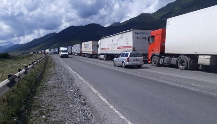 Минтранс Армении: Стали известны причины скоплений транспорта на КПП «Верхний Ларс»