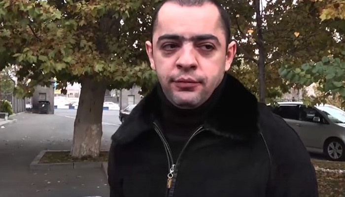 Սերժ Սարգսյանի եղբորորդին պատասխանում է լրագրողների հարցերին (տեսանյութ)