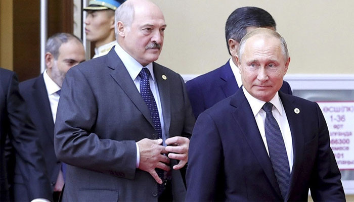 Лукашенко извинился перед Путиным за публичный спор