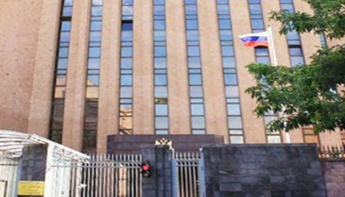 Посольство РФ в Армении: "По-прежнему призываем не политизировать эту тему"