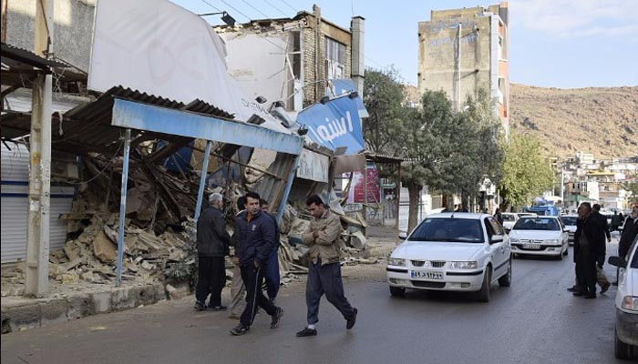 Quake hits western Iran, about 75 injured
