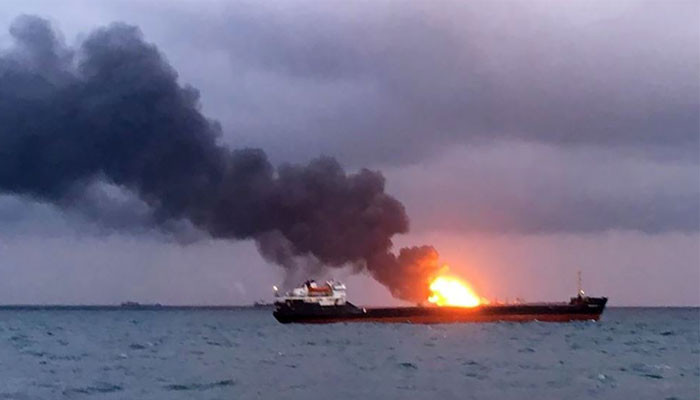 Կերչի նեղուցում նավեր են այրվել. 11 մարդ է զոհվել
