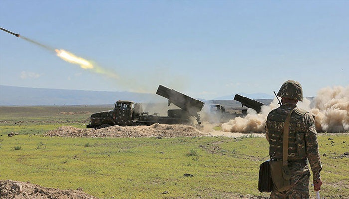 Армения закупает российское оружие из-за угроз в Карабахе: НГ