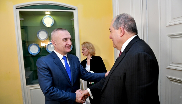 Արմեն Սարգսյանը հանդիպել է Ալբանիայի նախագահի հետ