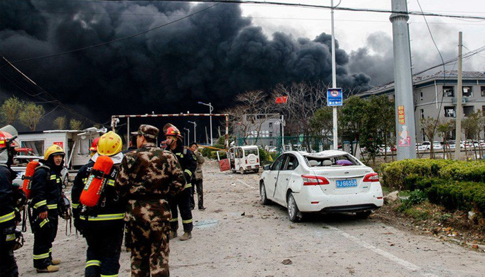 Число жертв взрыва на химзаводе в Китае возросло до 44 человек