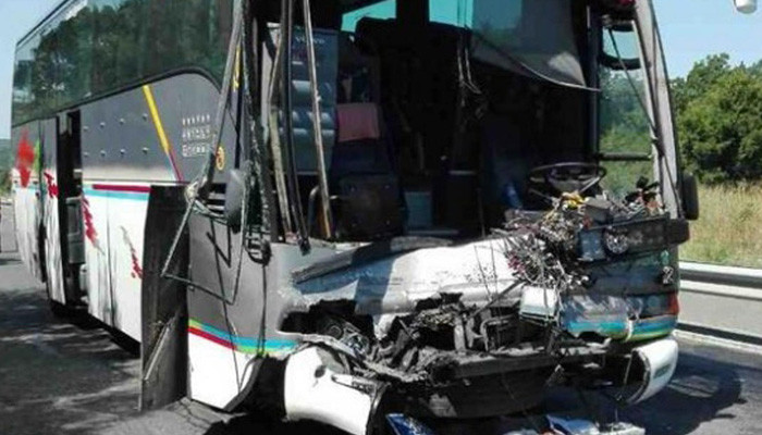 Միգրանտներով լի ավտոբուս է շրջվել. մահացել է 17 մարդ