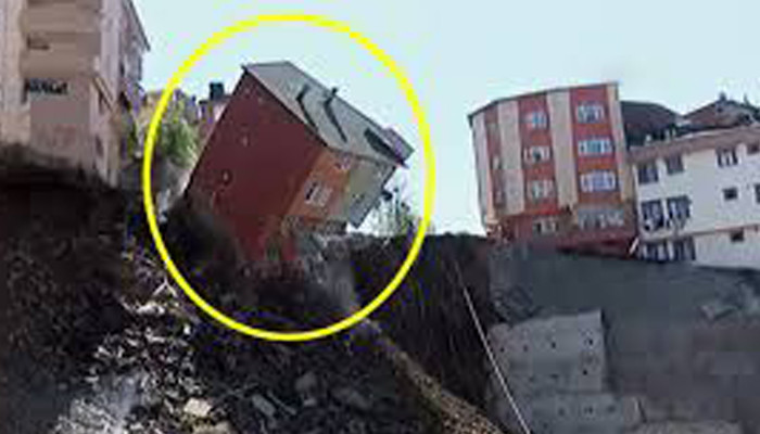 İstanbul Kağıthane'de 4 katlı bir bina çöktü