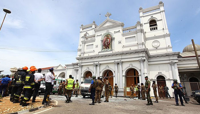 Sri Lankan police arrest seven terror suspects after 'being warned of Easter attack by Muslim extremists TEN DAYS before suicide bombers killed people'