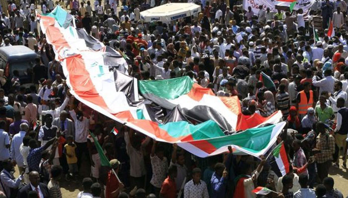 Sudan crisis: 'Million-strong march' for civilian rule
