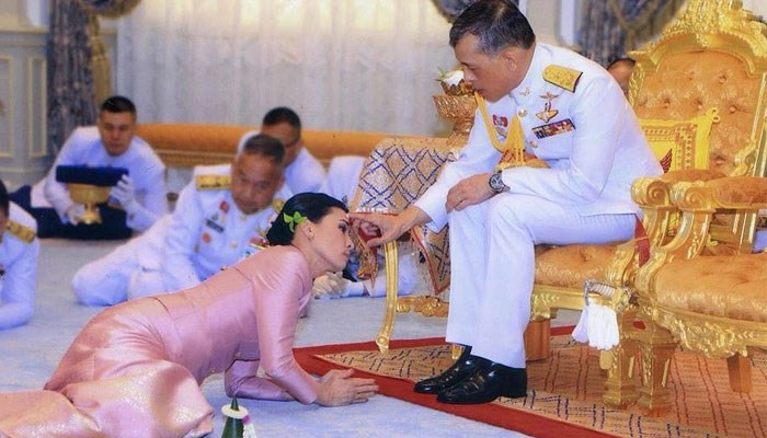 Թաիլանդի թագավորն ամուսնացել է գեներալի հետ