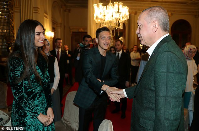 Օզիլն ընթրել է Թուրքիայի նախագահի հետ