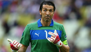 Barcelona eye shock move for Gianluigi Buffon