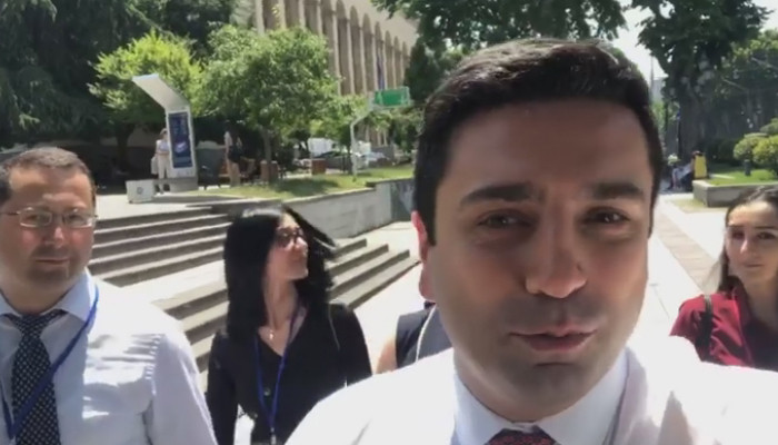 После инцидента в парламенте Грузии армянская делегация покинула зал заседаний