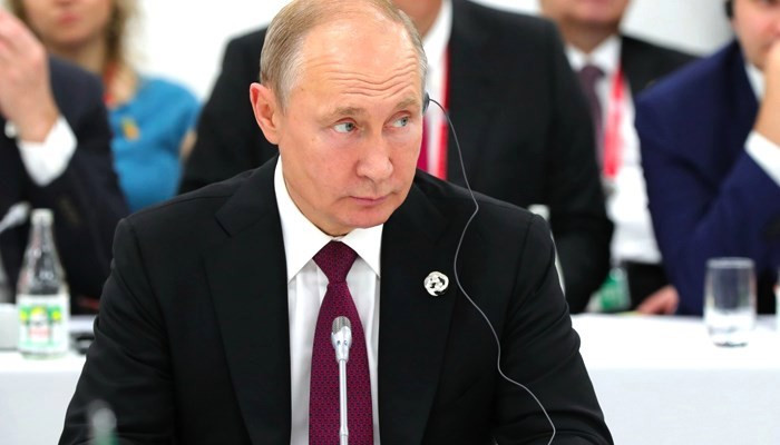 Электоральный рейтинг Путина упал до минимума за 18 лет