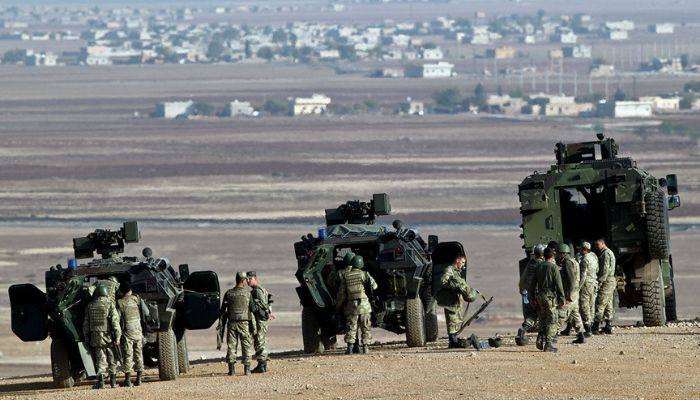 Турецкие военные вошли в сирийский город Саракиб