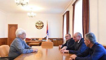 Bako Sahakyan received composer Robert Amirkhanyan