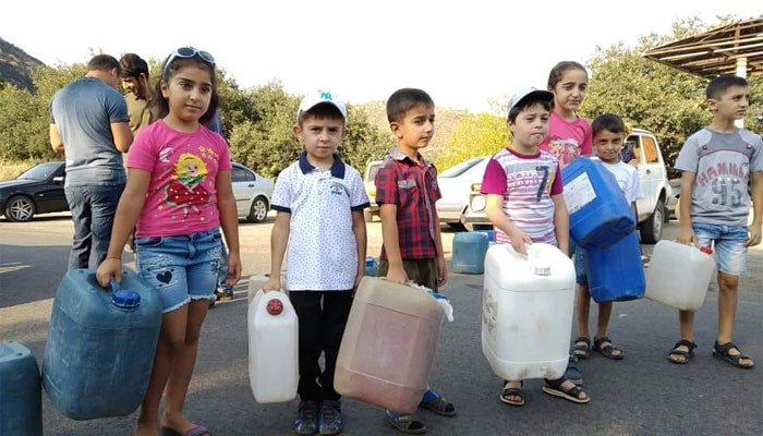 Արճիսցիները խմելու ջուր են ուզում. ի նշան բողոքի՝ նրանք փակել են միջպետական ճանապարհը