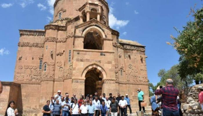 Ադրբեջանը փորձում է յուրացնել Ախթամարի Սուրբ խաչ եկեղեցին