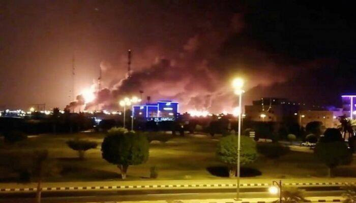 На НПЗ в Саудовской Аравии произошли пожары из-за атаки беспилотников