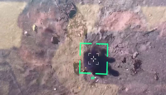 Арцрун Ованнисян опубликовал видео удара армянского беспилотника
