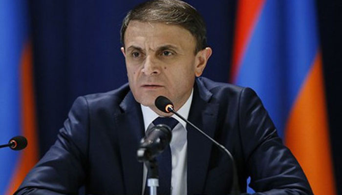 Валерий Осипян освобожден с должности главного советника премьер-министра