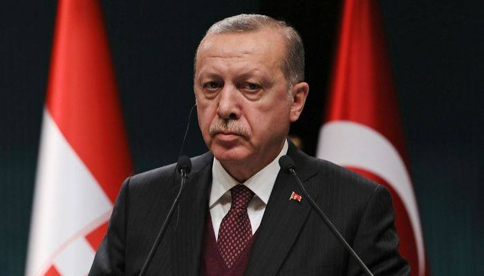 Эрдоган пригрозил ЕС открыть границы для беженцев после критики операции в Сирии