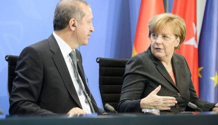 Меркель призвала Турцию завершить операцию в Сирии