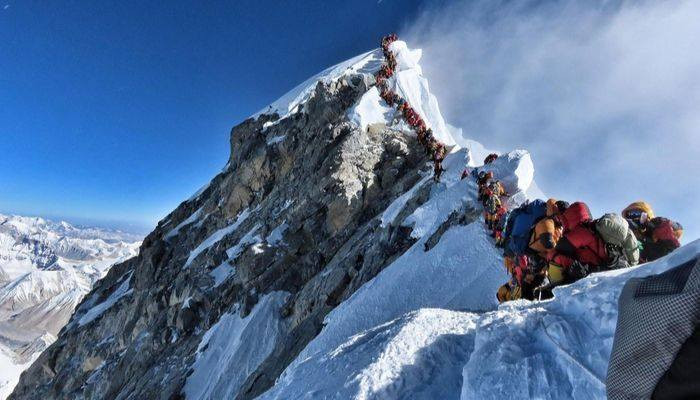 Непал и Китай договорились повторно измерить высоту Эвереста