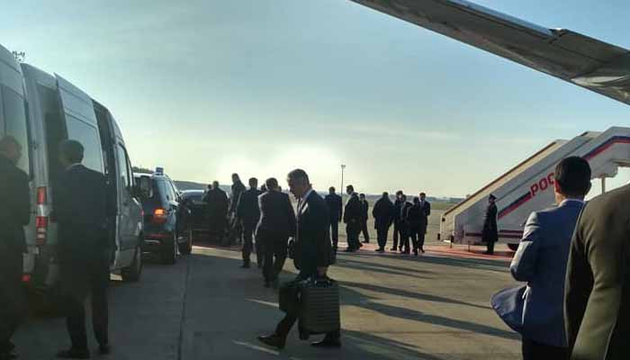 Премьер-министр Армении прибыл в Москву
