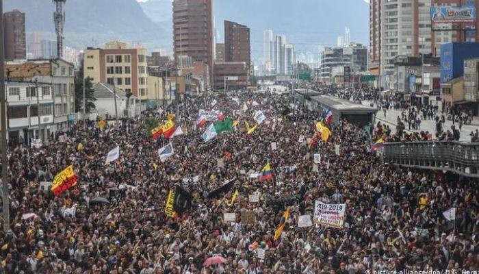 Բոգոտայում բողոքի ցույցերի պատճառով պարետային ժամ է հայտարարվել
