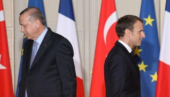 МИД Франции вызвало турецкого посла из-за совета Макрону "проверить голову"