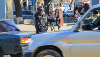 Парламент Армении принял законопроект о внедрении балльной системы для водителей