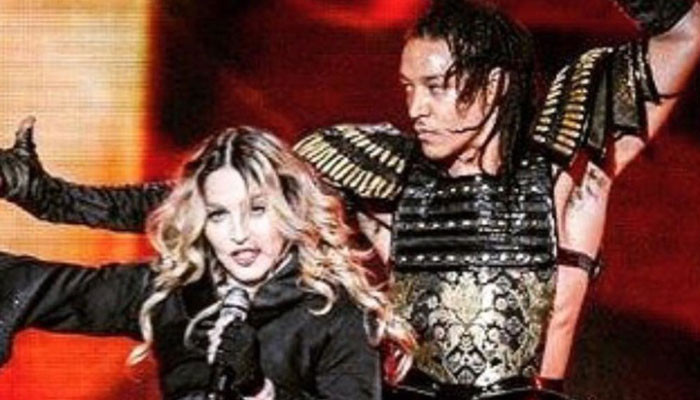 Западные СМИ сообщили, что Мадонна закрутила роман с 26-летним танцором